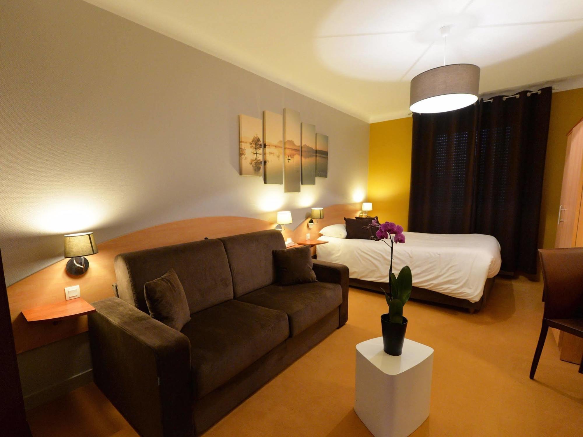 Hotel Le Broceliande - Sure Hotel Collection By Best Western Bédée Buitenkant foto